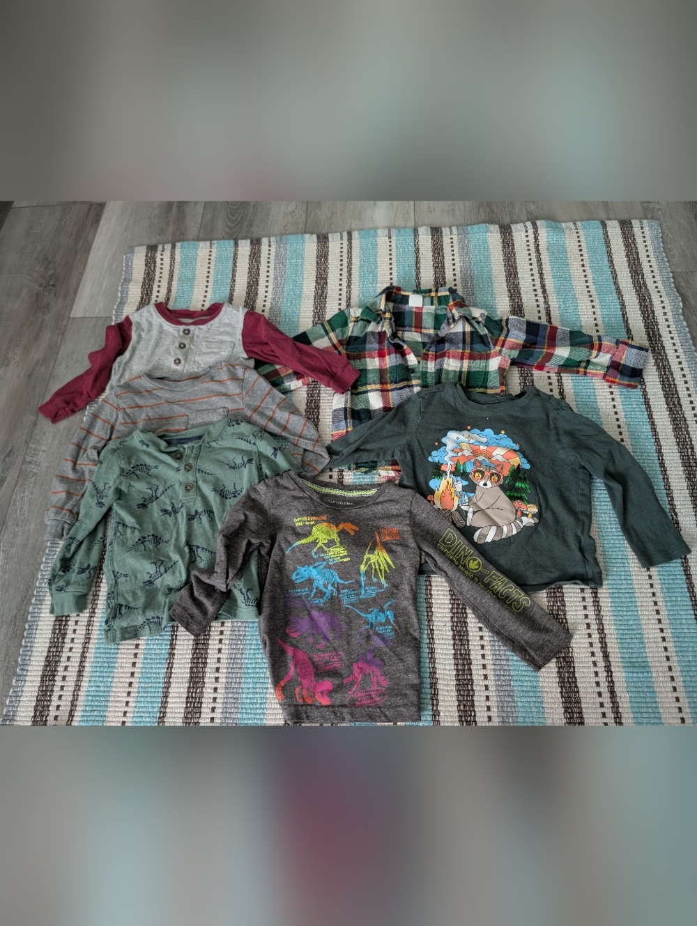 Lot Of 6 2T Long SLEEVE shirts (Gap, Simple Joys Old Navy)